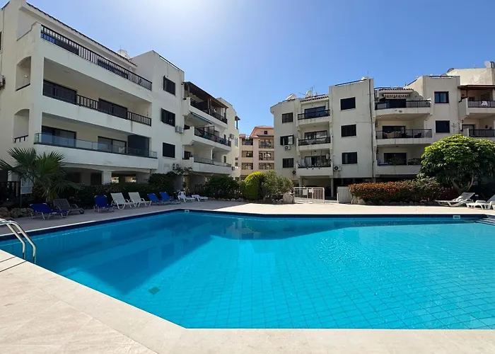 Elena 1b, Center, Pool, Walk To The Lejlighed