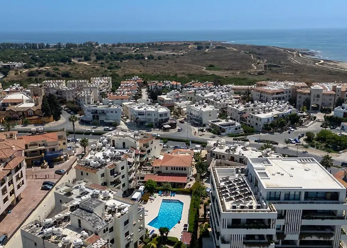 Elena 1b, Center, Pool, Walk To The Lejlighed Paphos