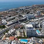 Elena 1b, Center, Pool, Walk To The Appartement Paphos