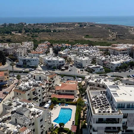 Elena 1b, Center, Pool, Walk To The Apartman Paphos