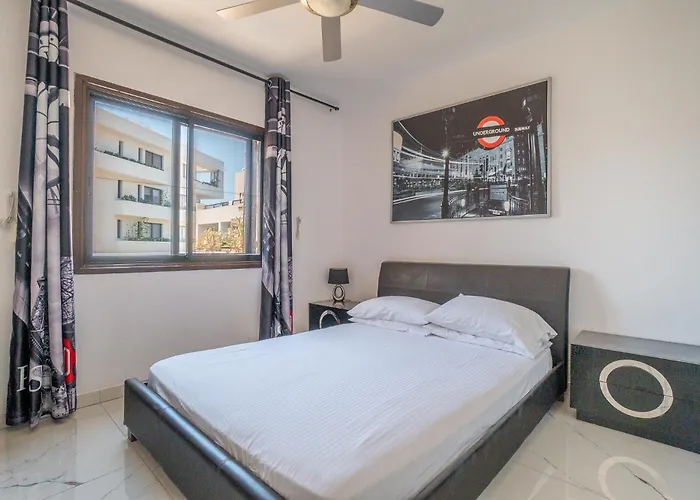 Elena 1b, Center, Pool, Walk To The * Пафос