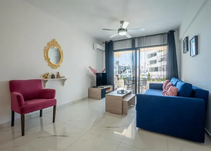 Elena 1b, Center, Pool, Walk To The * Pafos