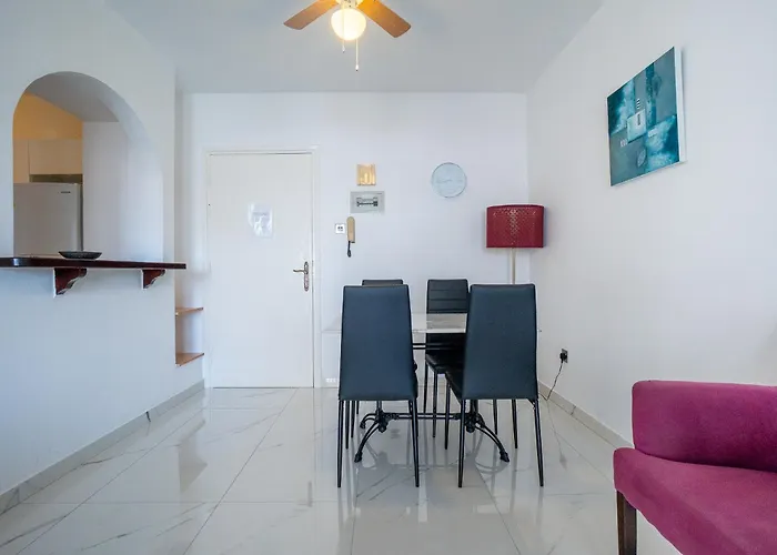 Elena 1b, Center, Pool, Walk To The * Pafos